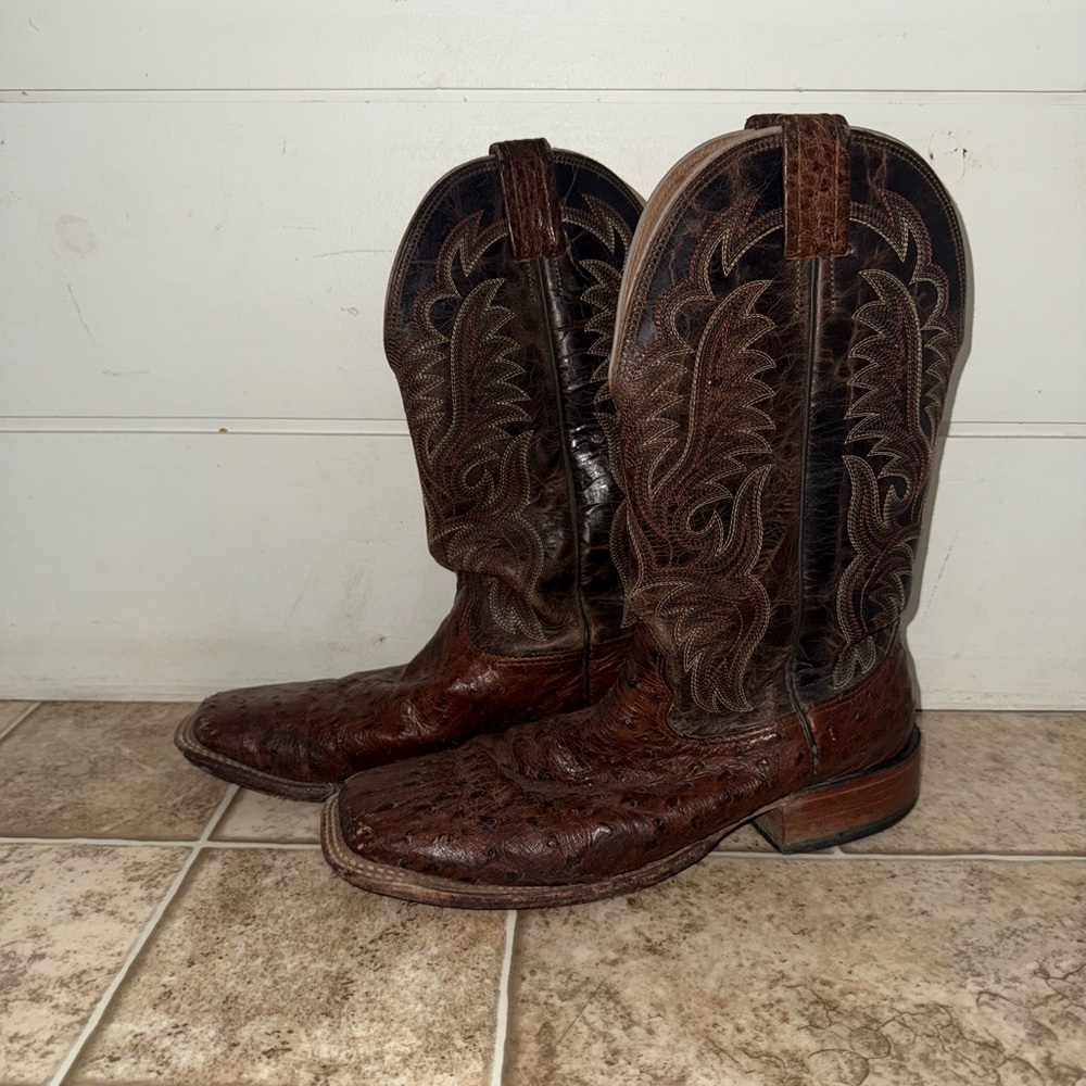 Men's Brown Square Toe Boots